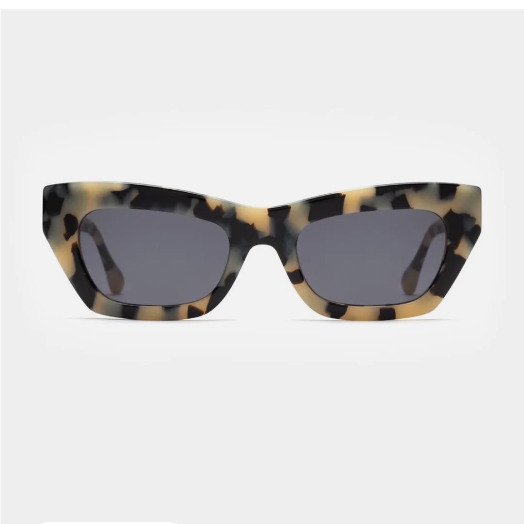 New, Claire Rose & Aperu Eyewear Sunglasses In Capetown
